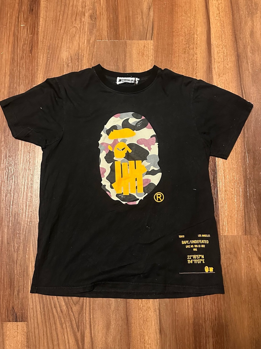 Bape “World gone mad” Shirt